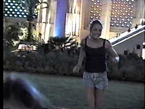 Lisa and Lindsey in Las Vegas