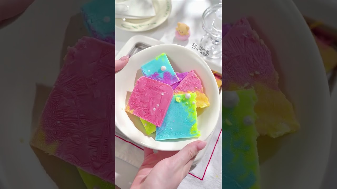 strawberry-matcha fried milk dessert ASMR anti stress 