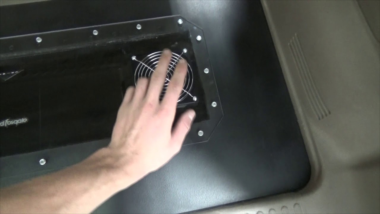 Adding Cooling Car Audio Amplifiers/ Beauty Panel (intermediate car