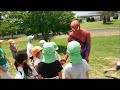 スパイダーマン（ヒーローは子供達に囲まれる Meet Hero）Spiderman Cosplay ぴっちり コスプレ ゼンタイ Zentai ハロウィン アメコミ　大森ふるさとの浜辺公園2018