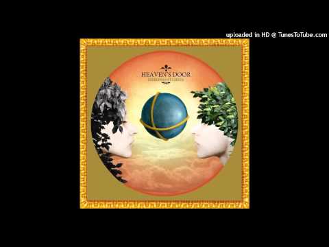 Strawberry Lips Forever - HIEROPHANT GREEN