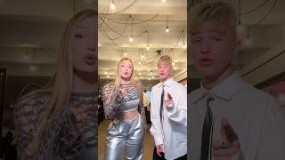 Танец у тебя есть хобби бегать за мной как зомби
