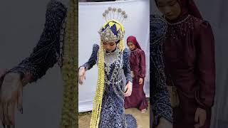 Pengantin Cantik Menuju Singgasananya short pengantin pernikahan