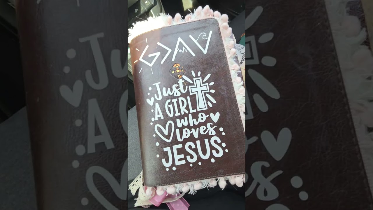 Chronchy little video of my updated  2026 Bible stack (kind of)