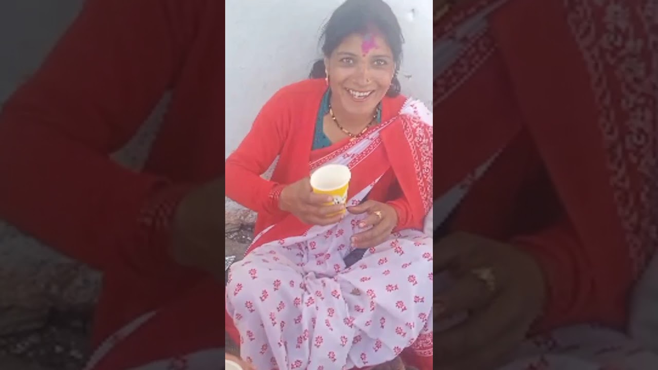 आज की होली में सभी लोगों ने लगाए जमके ठुमके 🥳🥰 फिर खाए आलू के गुटके, चाय और छोले😋🤭🥳