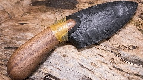 Relaxing Native American Flute Music with Flint Knapped Knife Slideshow