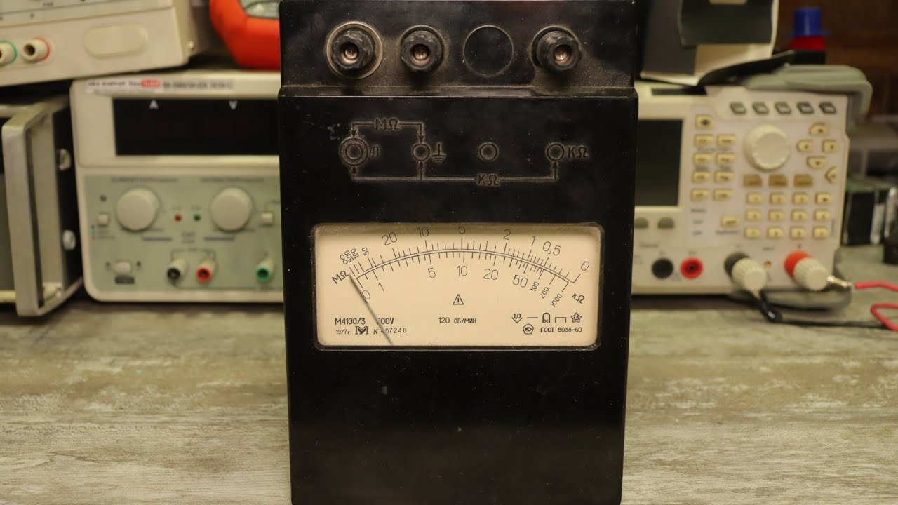 Советский мегаомметр М4100/3