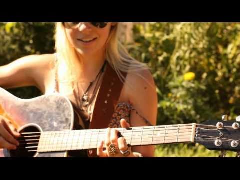 Baby June - Two Men | Live in Bellwoods 16