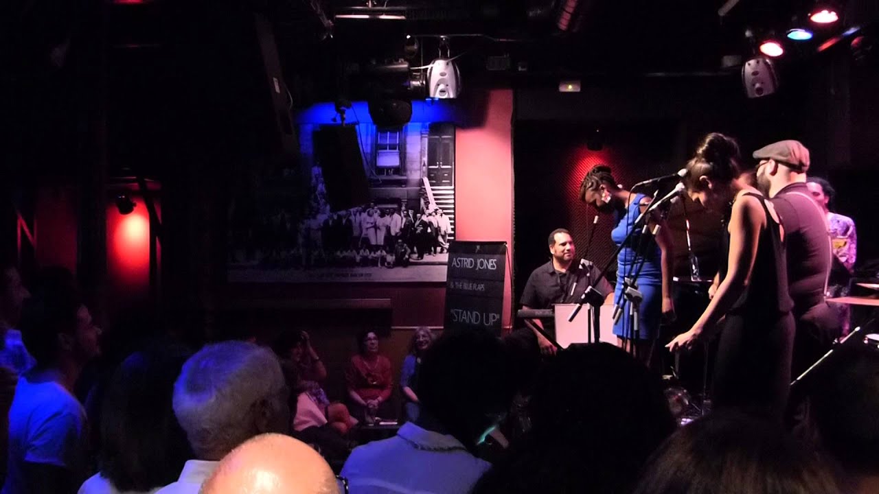 ASTRID JONES & THE BLUE FLAPS / Bogui Jazz, 4 Oct. 2014 "Opset"