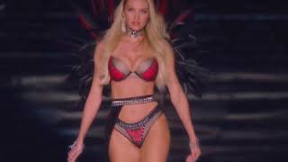 Candice Swanepoel - Harry Styles Kiwi live Victoria's Secret 2017 Fashion show