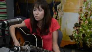 Francesca Battistelli sings "Joy To The World" live for our Christmas special chords