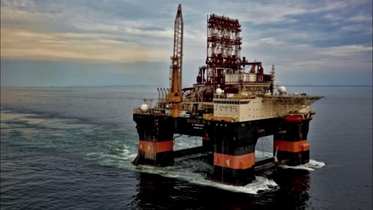 Морские платформы для добычи нефти и газа. Eva 4000 нефтяная платформа. Нефтедобывающая морская платформа хайберния. Oil and gas project offshore. Нефтедобывающая платформа «нефтяные камни».