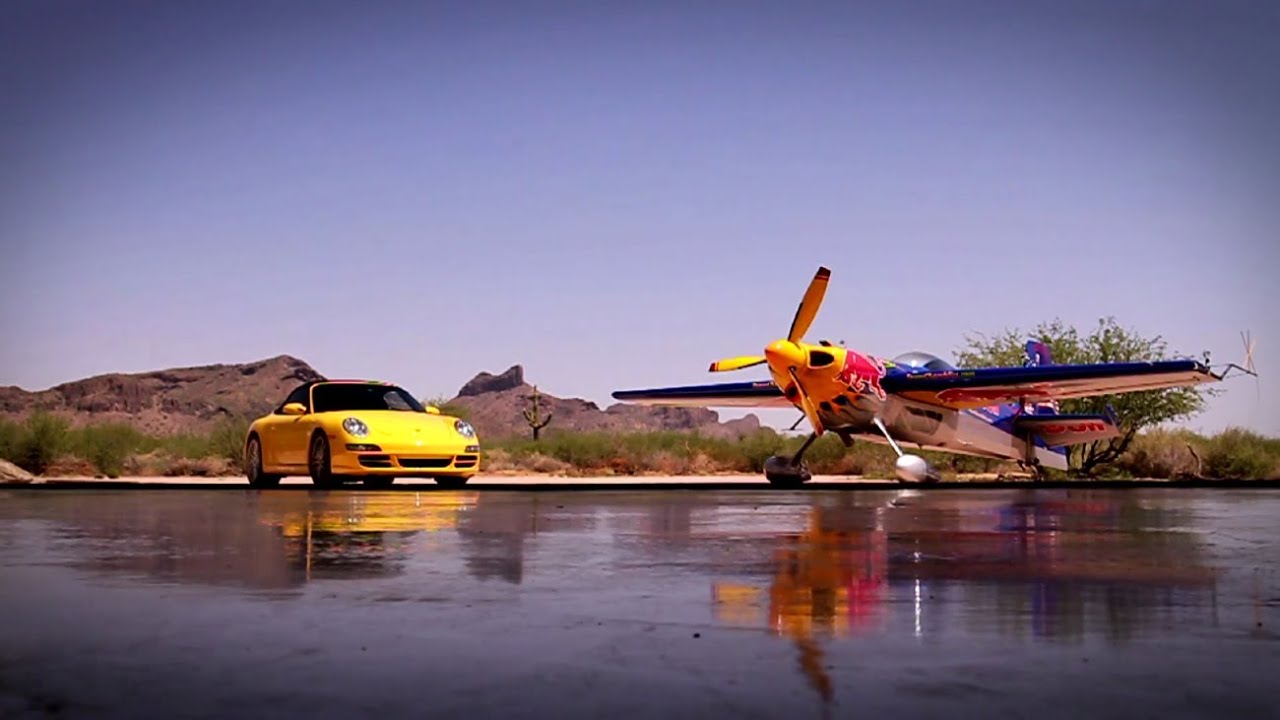 Bild från Porsche vs. Air Race Plane