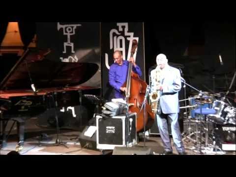 Archie Shepp -Burning Bright- Live Sant'Anna Arres...