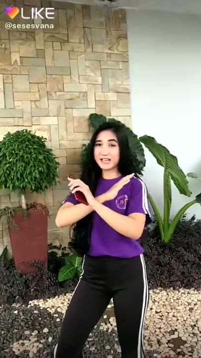 Kumpulan video slowmo Seses Vana😍😍(15)