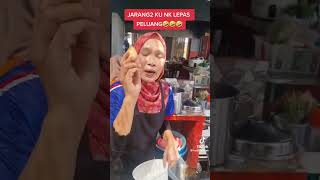 Kakak Jual Kuih Melatah