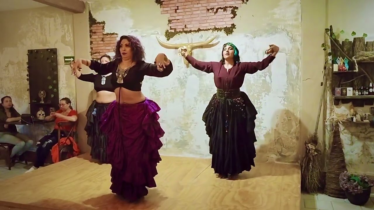 The Lunas Tribe / inauguración restaúra SALEM / crótalos 