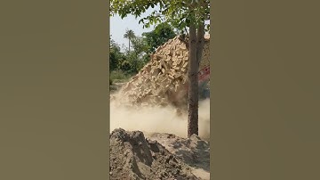 How to unload bricks full trelly in just a second |tech| tractor machinery 2024