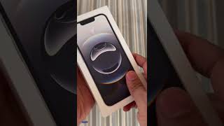 Apple iPhone 16e Unboxing | Techpp