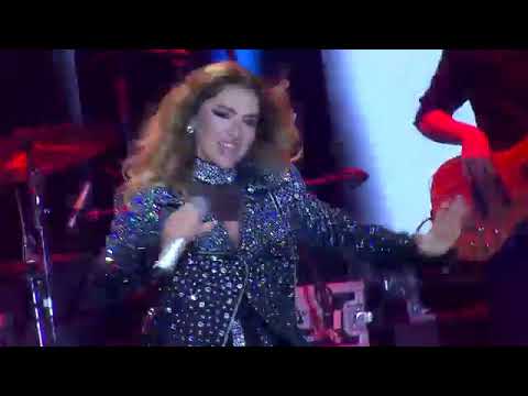 Hadise Bostancı Konseri Ve Bomba Kıyafeti