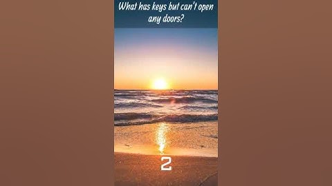 What has keys but can