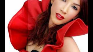 Video thumbnail of "Hande Yener - İçmişim Dertliyim ( TheSheqerGirl )"