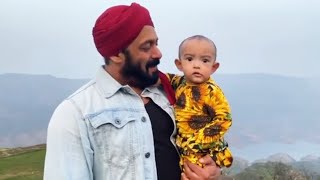 Salman Khan का अपनी भांजी Ayat Sharma के साथ ये Cute Video हुआ वायरल