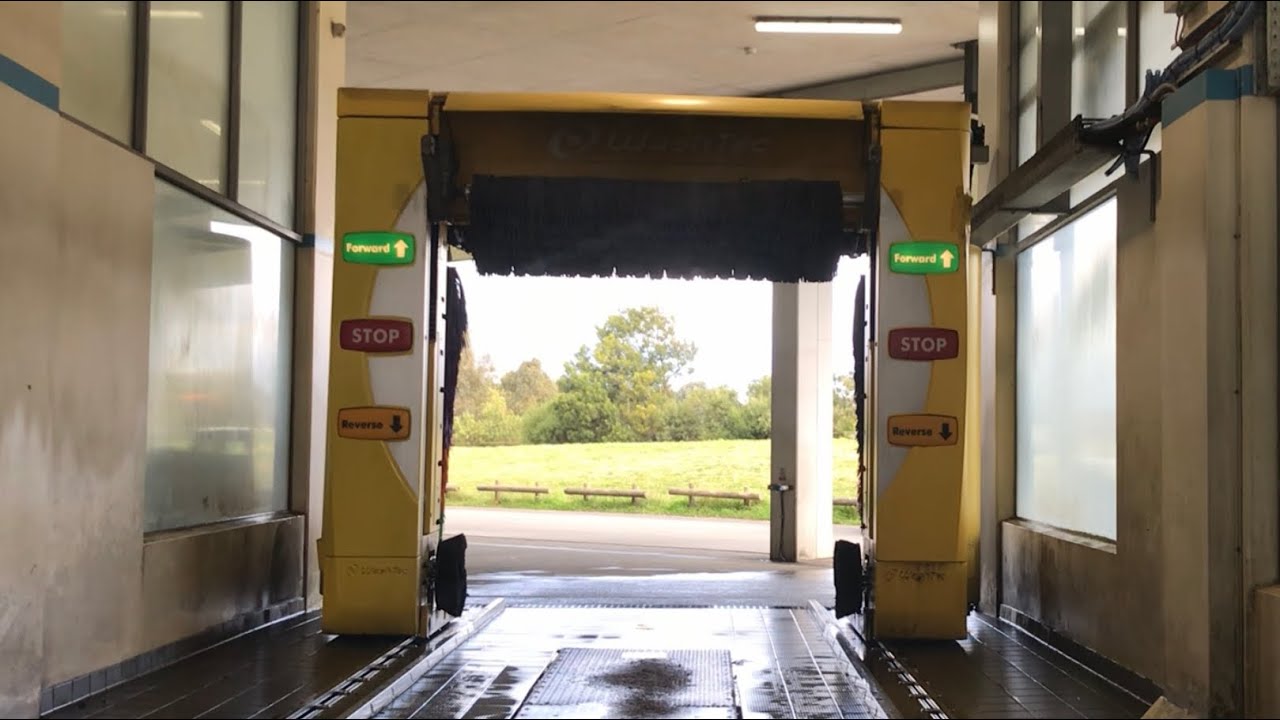 WashTec SoftCare 2 Pro Touchless at Waves car wash in Gungahlin, ACT