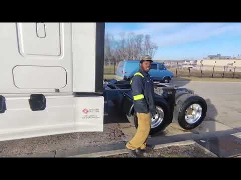 Mondo Motion owner-operator video review 7