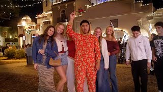 Kissing Strangers Under the Mistletoe Prank!
