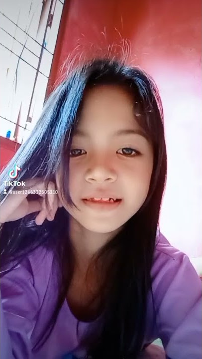 punya gigi taring tidak??