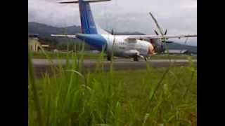 Takeoff plane of satena in Colombia (ATR 42-500)//Despegue de avion ATR 42-500 de satena