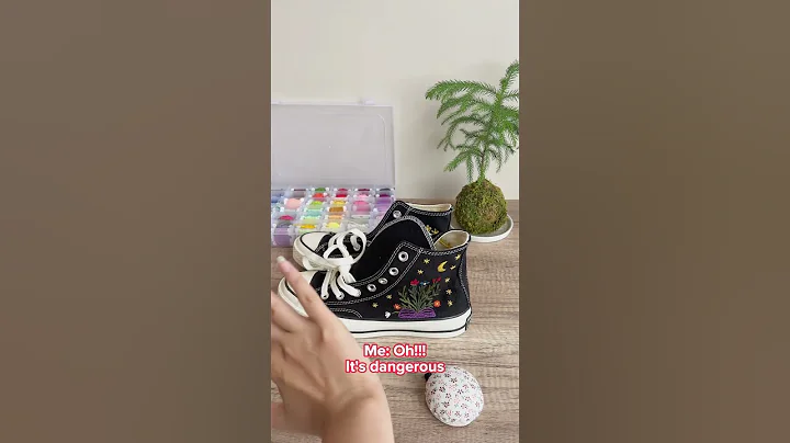 Don't tell anyone ! Embroidery Converse - DayDayNews