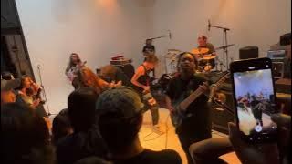Vulvodynia - 𝐊𝐢𝐧𝐠 𝐄𝐦𝐞𝐬𝐢𝐬 (Live)