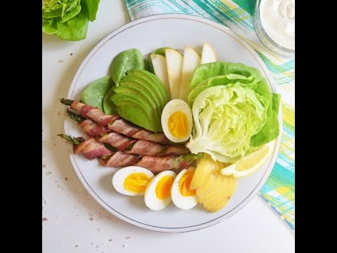 Cooking a Paleo Breakfast Cobb Salad with @thecastawaykitchen