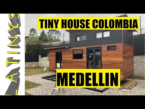 TINY HOUSE MEDELLÍN ⚡ Colombia - La historia de los primos Correa