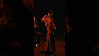COLORES #rojo #seguiriya #dance #art #theatre #flamenco #bailaora #drummer #rojo #red #musica