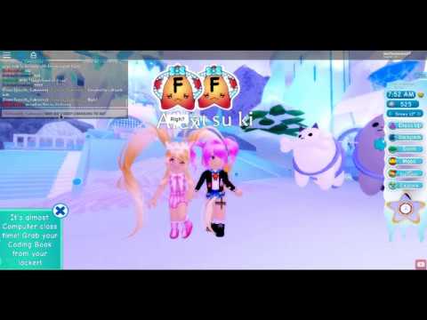 Being Natsuki From Doki Doki In Roblox Royale High And Getting Free Dimonds Youtube - natsuki roblox