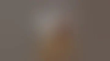 جنده ممه هاش رو نشون میده 