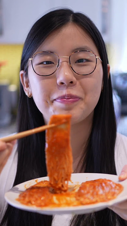 Making SPICY ENOKI MUSHROOMS 🔥