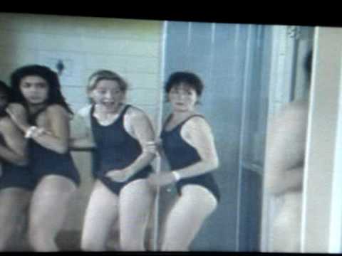naked scene from MR Bean - YouTube