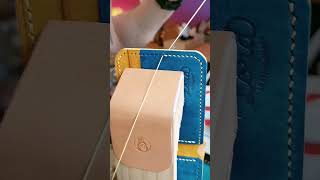 Stitch a Leather Wallet with me - Leathercraft Technique