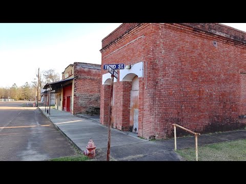 Extreme Backroads & Hidden Towns In Mississippi - Cross Country Trip Day Three / 9 States In 9 Days