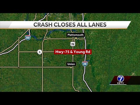 Crash shuts down Highway 75 near Plattsmouth