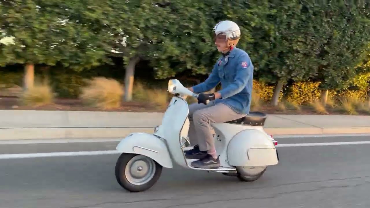 1963 Vespa GS 160 - Casual Pace