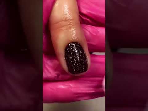 Как покрыть лак под кутикулу? Идеальное покрытие #подкутикулу #покрытие #лайфхаки