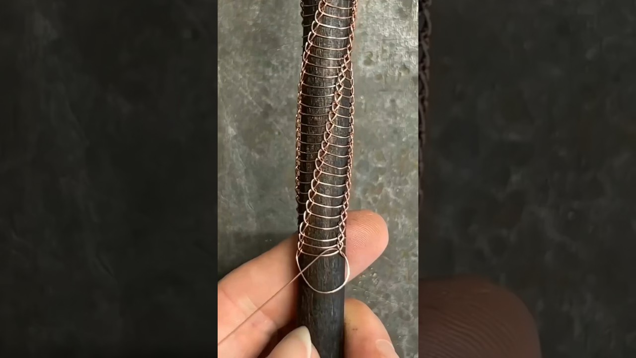 ⁣The mesmerizing process of making the viking knit chain 😍⛓️✨⠀⠀ #handmadejewelr #jewelrydesign #diy