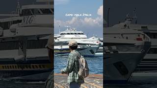 #shorts Корабель у порту острова Капрі в Італії #napoli #2023 #italy #capri #island #isola #barca