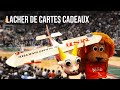 ANIMATION MATCH - Avion qui lache des cartes cadeaux !