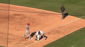 STL@CHC: Cubs challenge call at first base in 9th